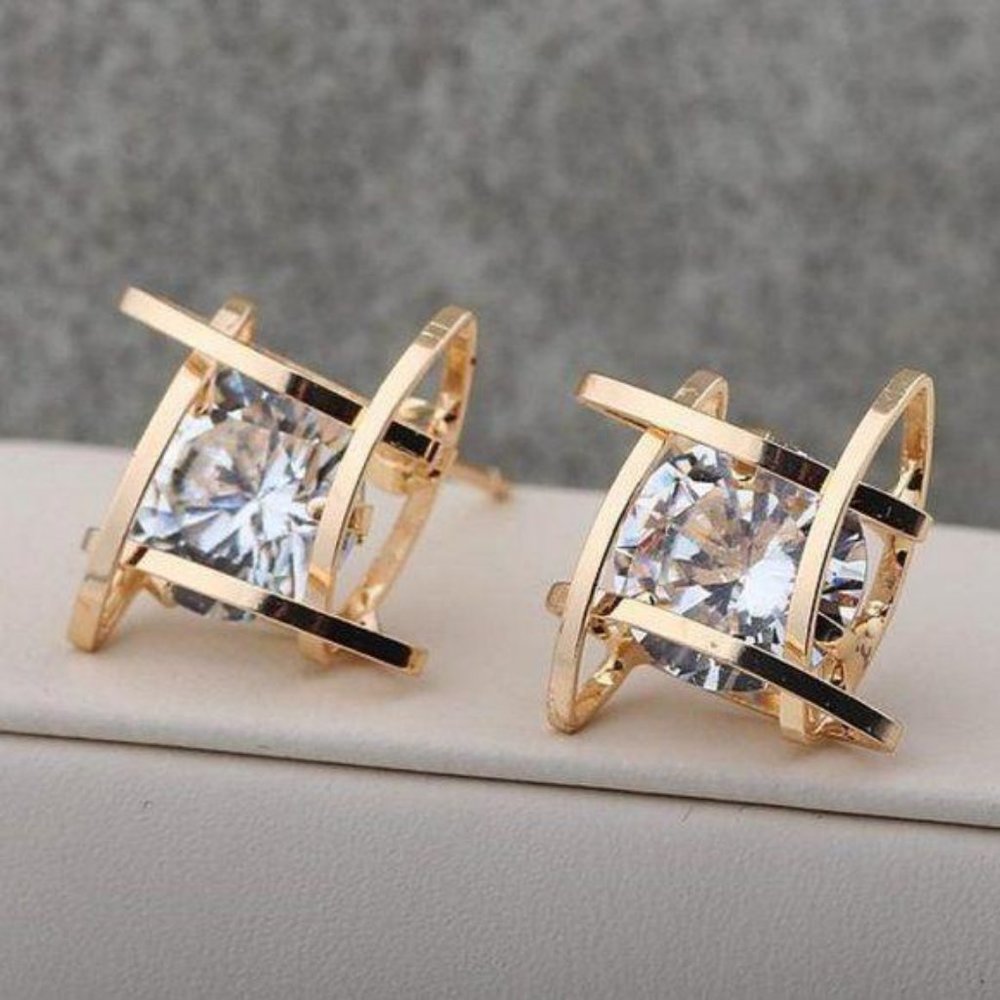 NEW Gold 3D Caged Diamond Stud Earrings - Picture 1 of 6